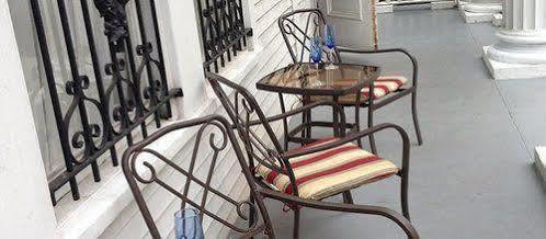 The Confederate House Savannah Exterior foto